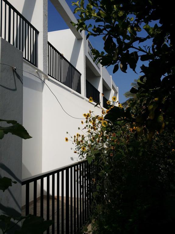 Kkaras Hotel 3 Star Ajía Nápa Kültér fotó