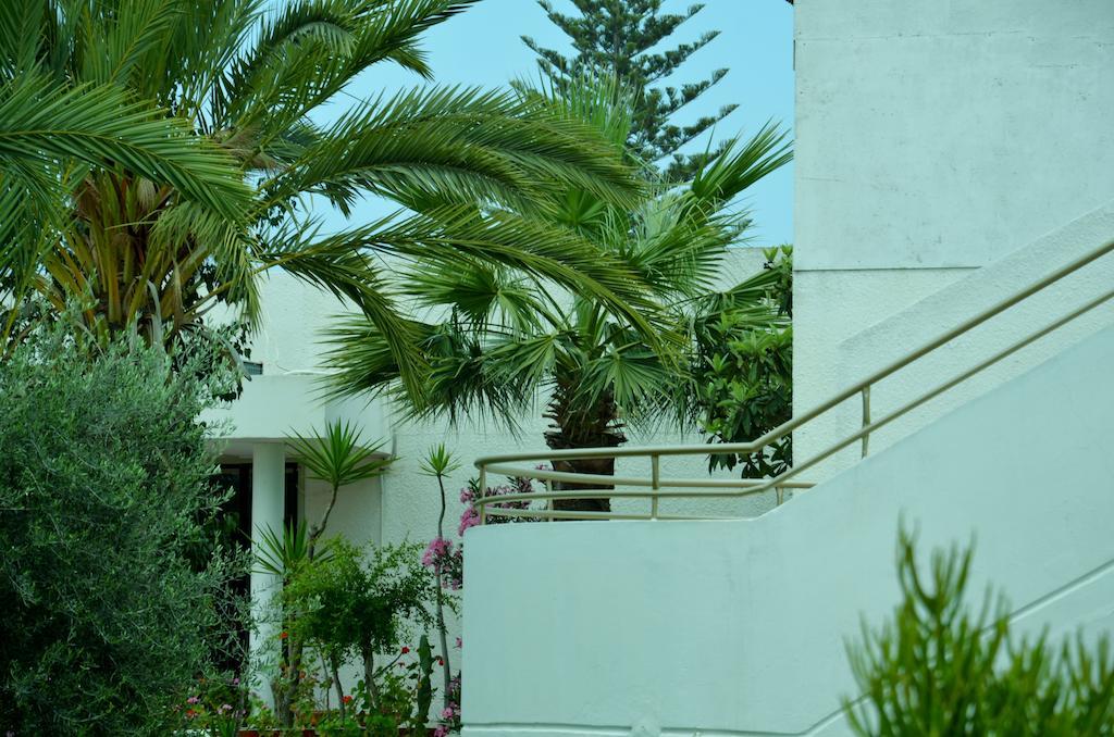 Kkaras Hotel 3 Star Ajía Nápa Kültér fotó