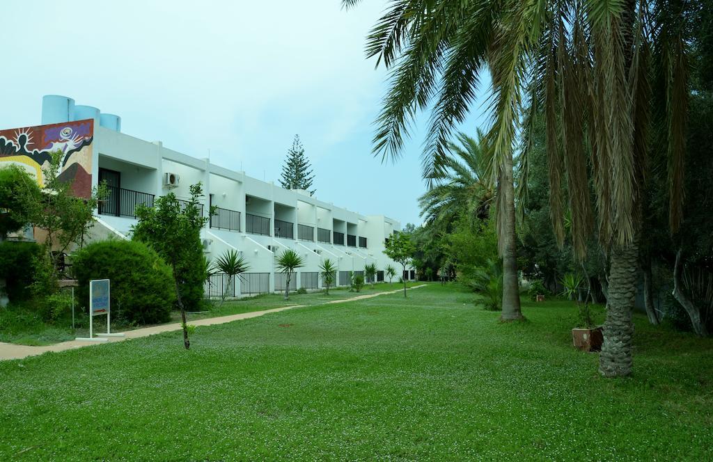 Kkaras Hotel 3 Star Ajía Nápa Kültér fotó