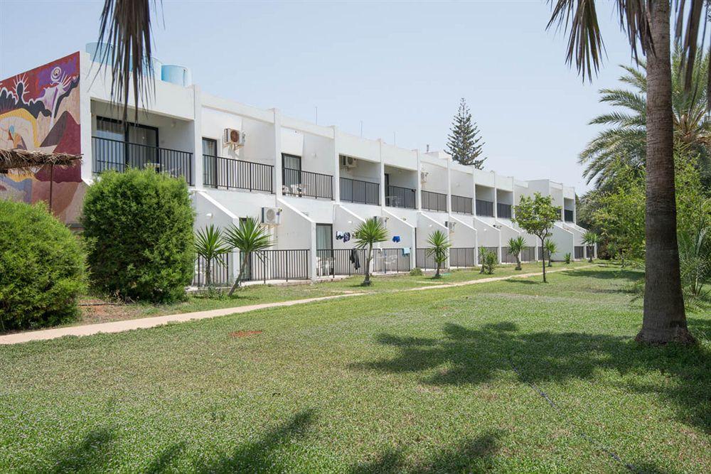 Kkaras Hotel 3 Star Ajía Nápa Kültér fotó