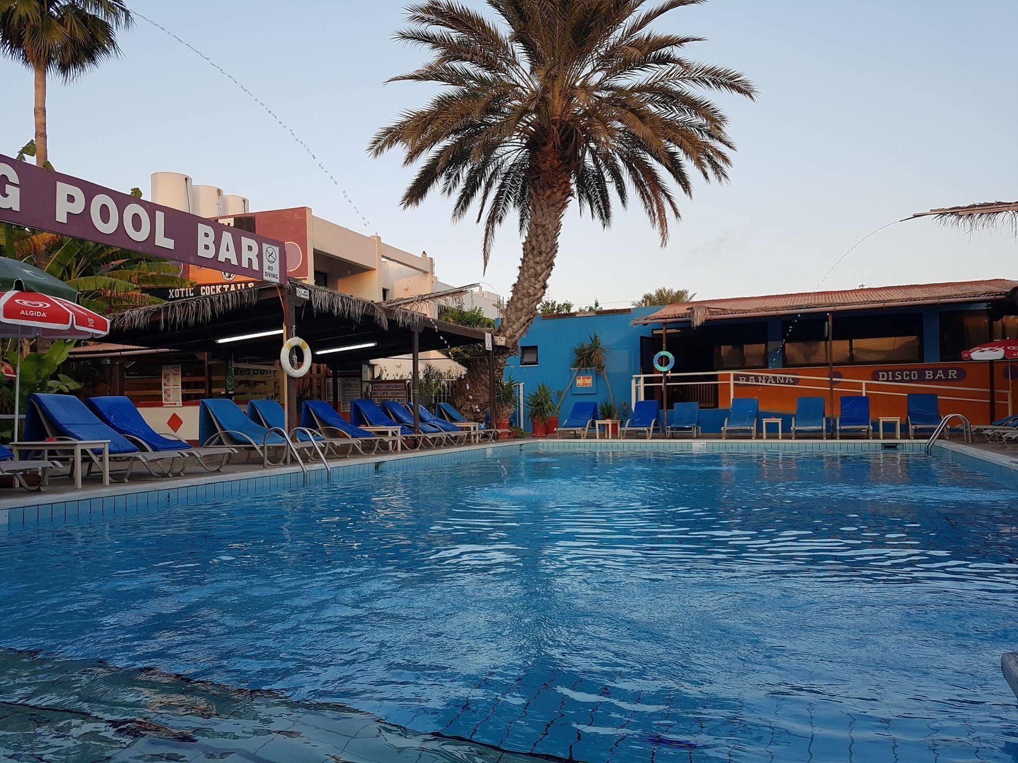 Kkaras Hotel 3 Star Ajía Nápa Kültér fotó