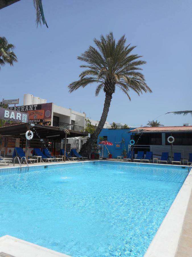 Kkaras Hotel 3 Star Ajía Nápa Kültér fotó