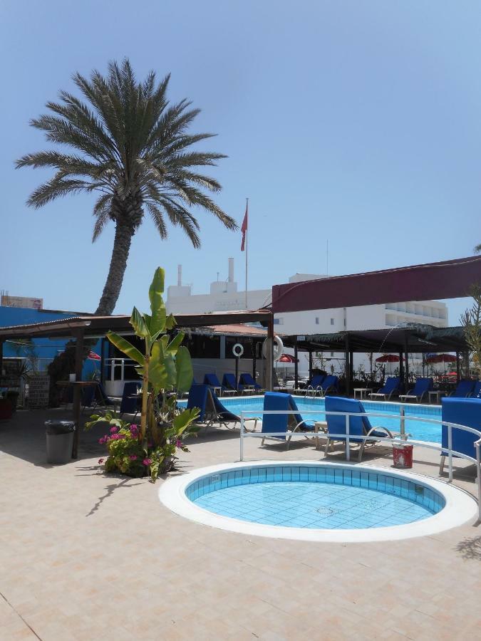 Kkaras Hotel 3 Star Ajía Nápa Kültér fotó