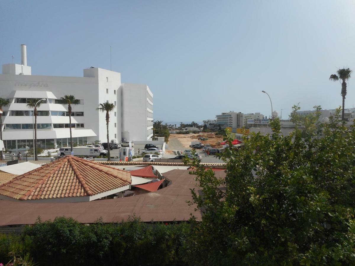 Kkaras Hotel 3 Star Ajía Nápa Kültér fotó